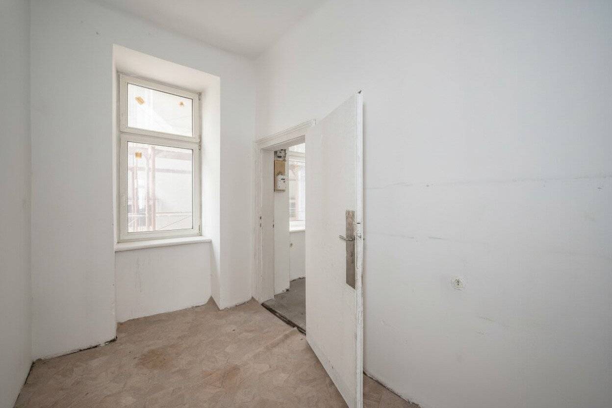 Old building apartment near Hannovermarkt