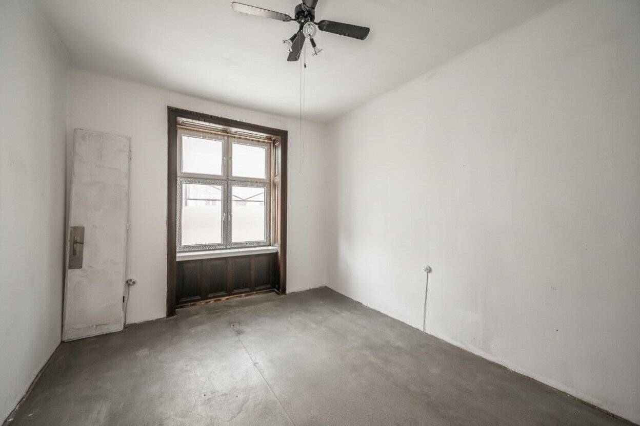 Old building apartment near Hannovermarkt