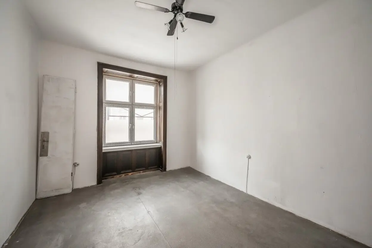 Old building apartment near Hannovermarkt
