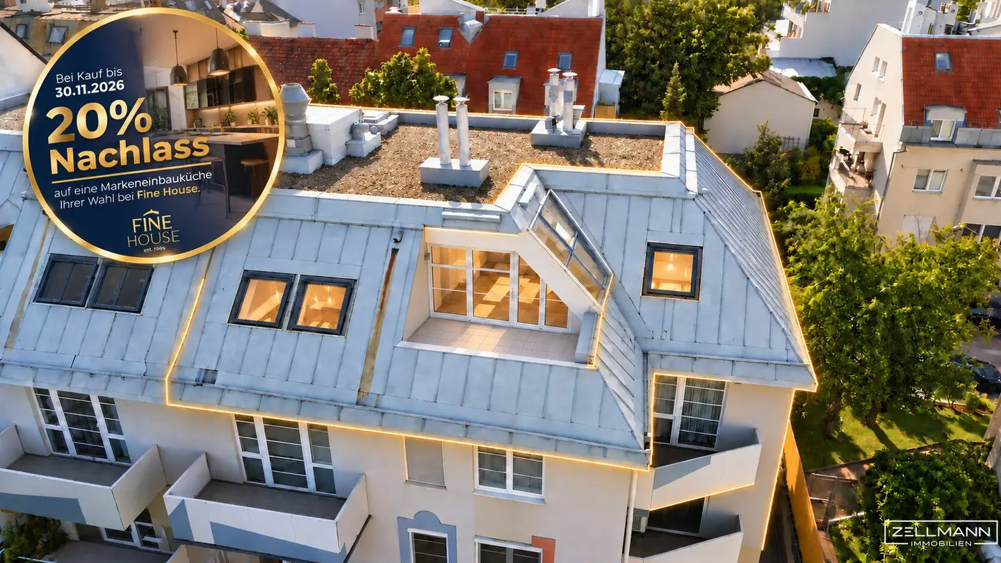 NEAR RIVERSIDE | Attic apartment with spacious living area, 3 rooms + separate kitchen | ZELLMANN IMMOBILIEN