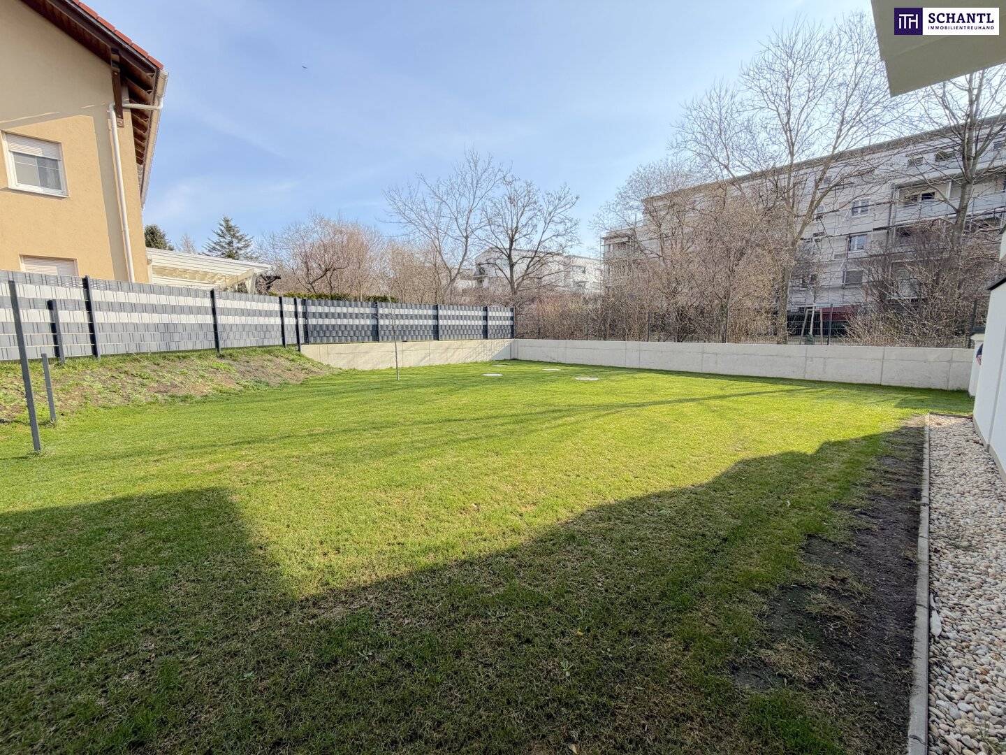 Garden apartment with 300m² garden, Vienna 21