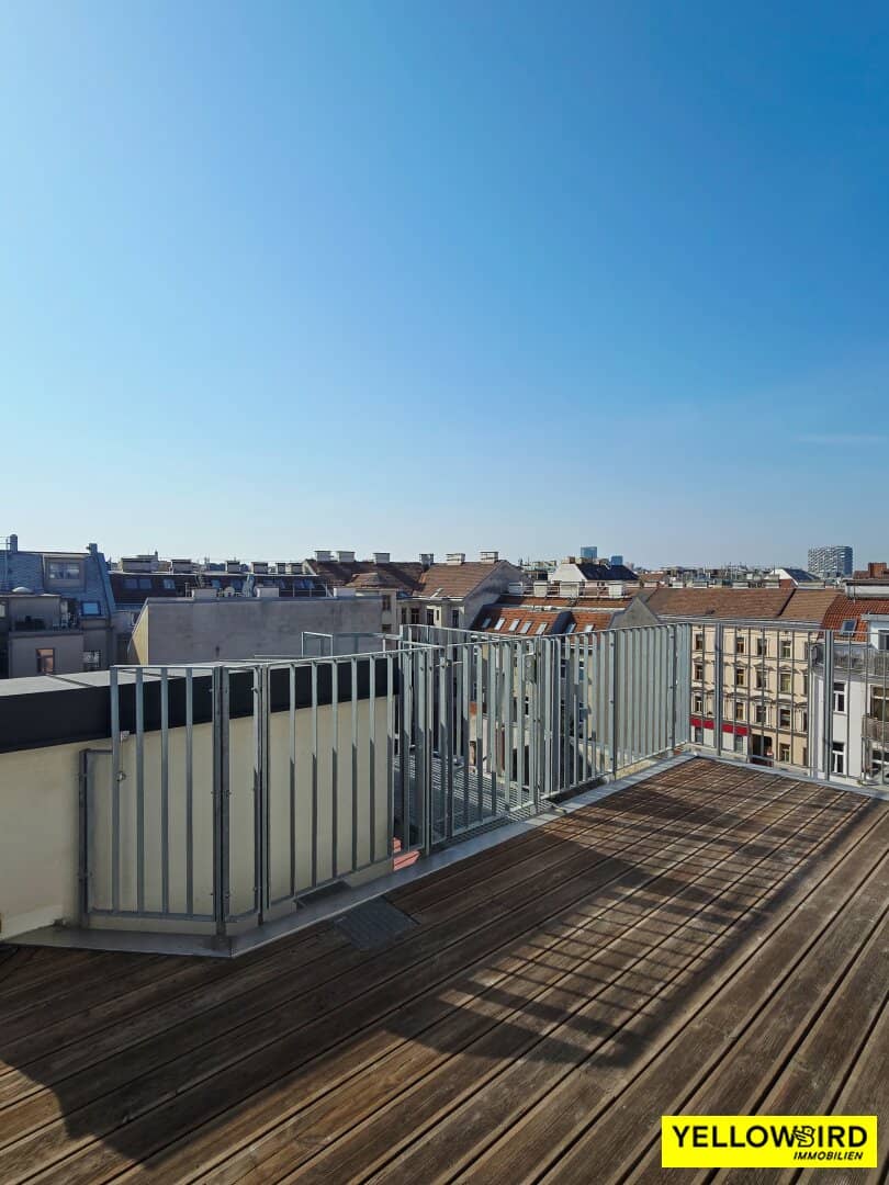 Dachgeschosswohnung hochwertig saniert großzügige Terrasse