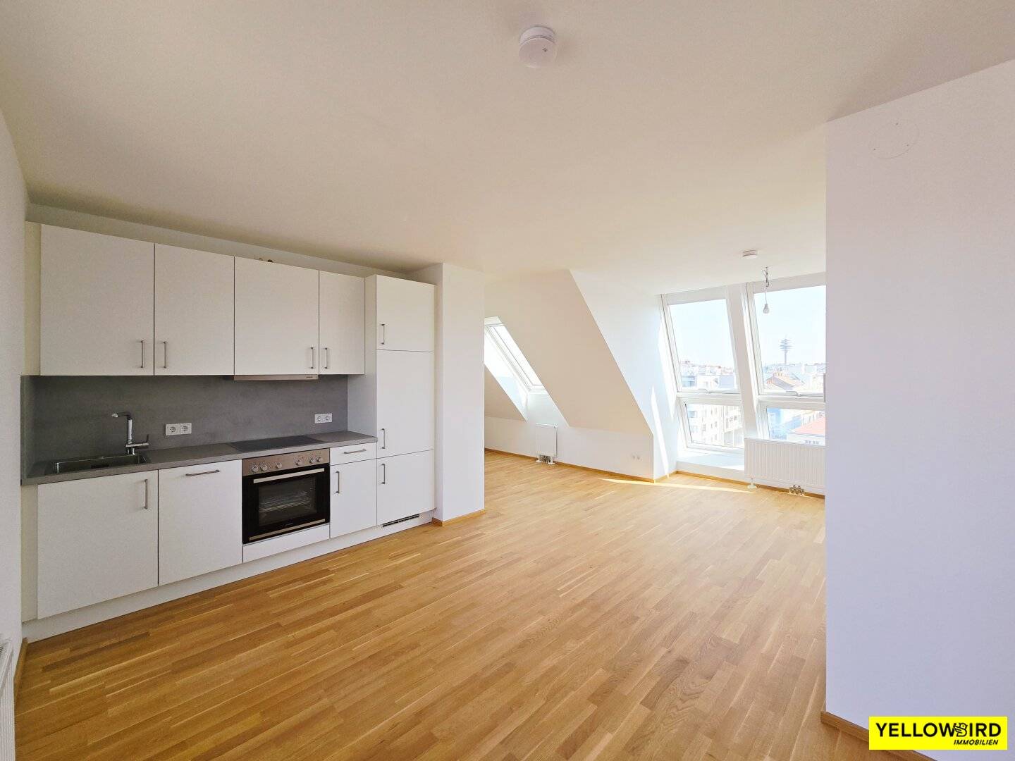 Dachgeschosswohnung hochwertig saniert Terrasse