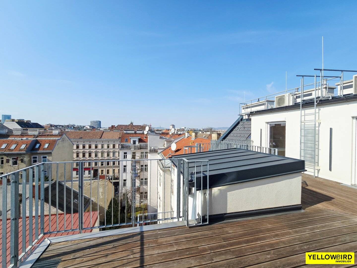 Dachgeschosswohnung hochwertig saniert Terrasse