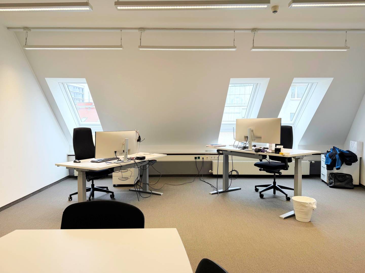 Dachgeschossbüro 212m² Favoriten