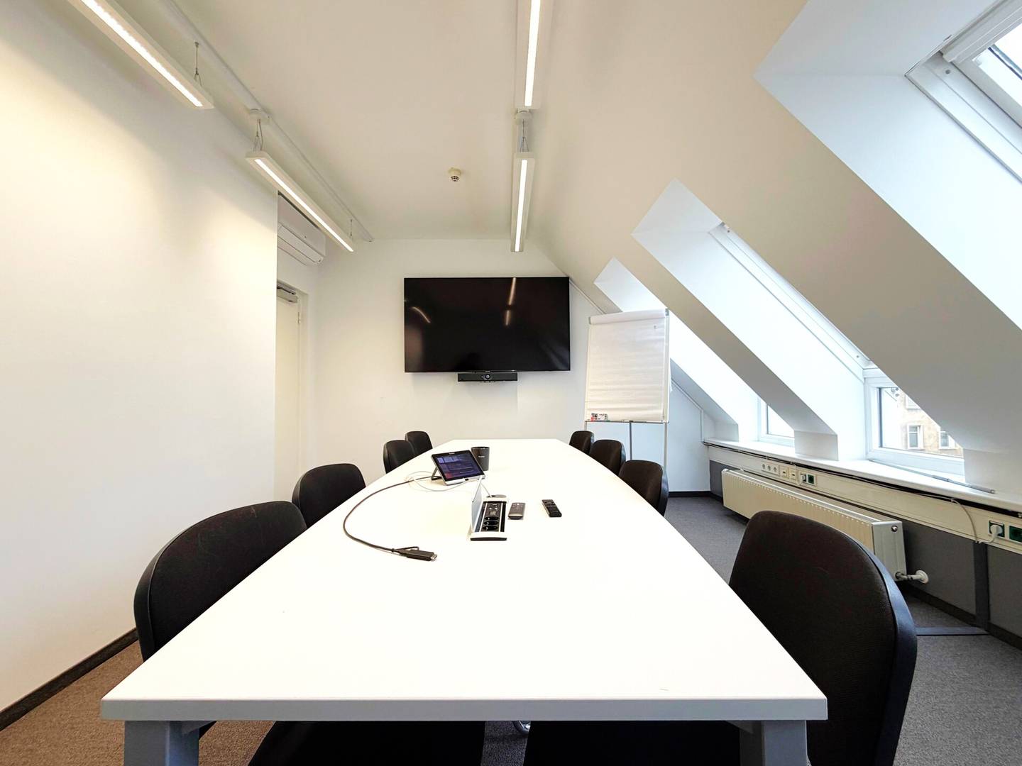 Dachgeschossbüro 212m² Favoriten