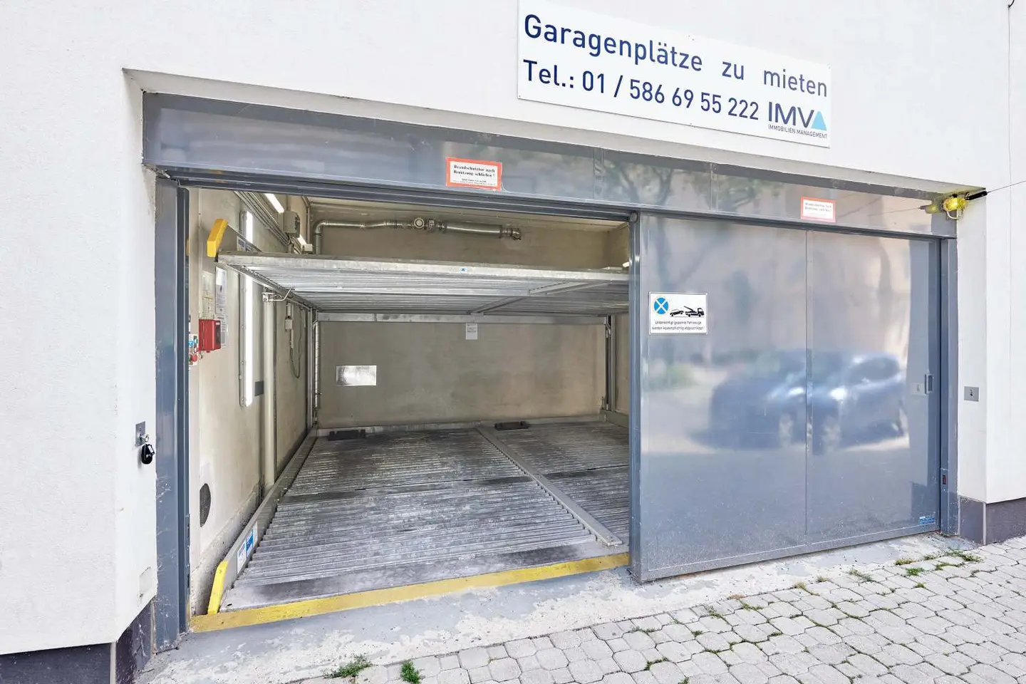 Tenanted apartment near Donaukanal