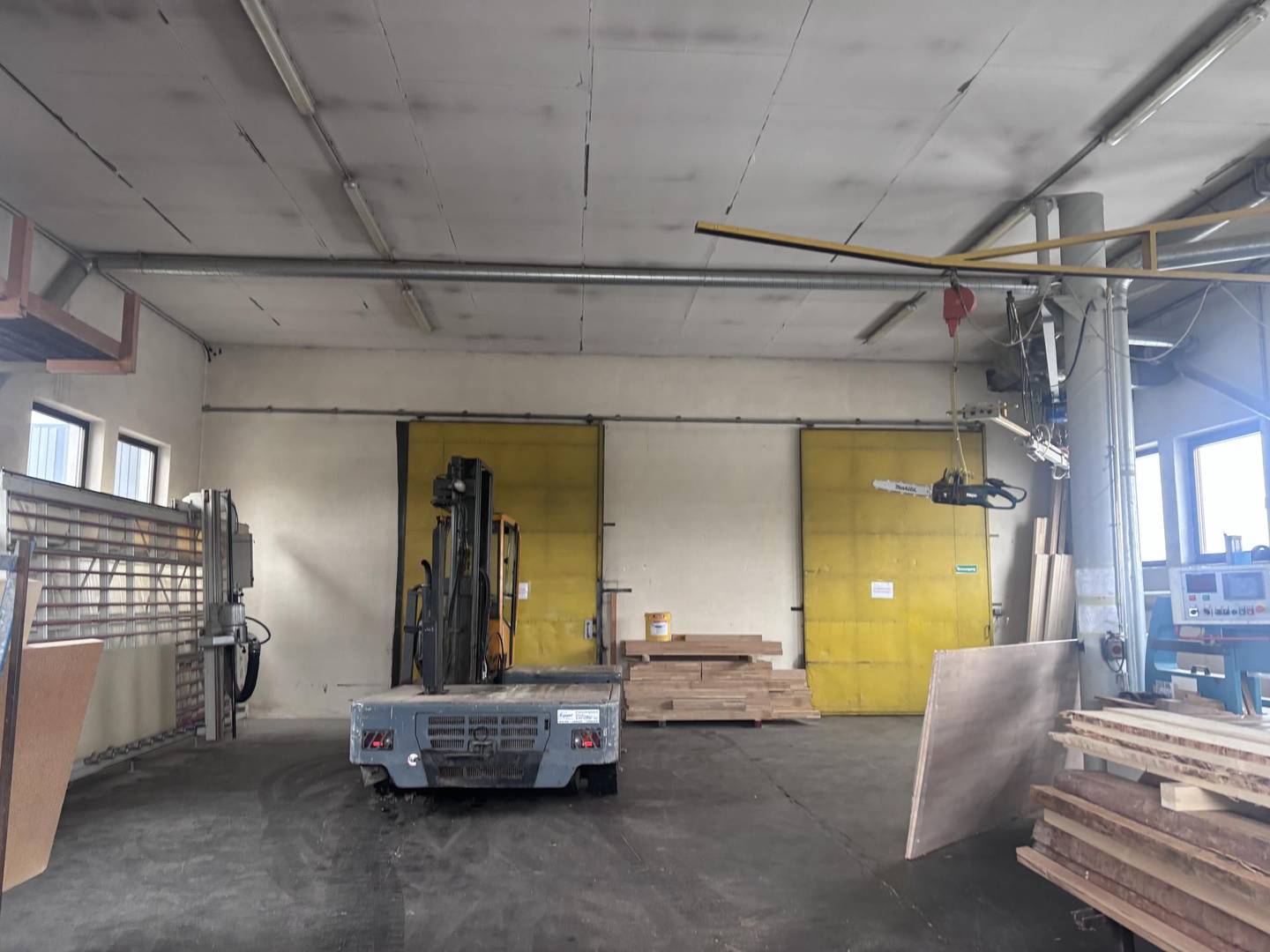 Warehouse 614 m² Mauthausen