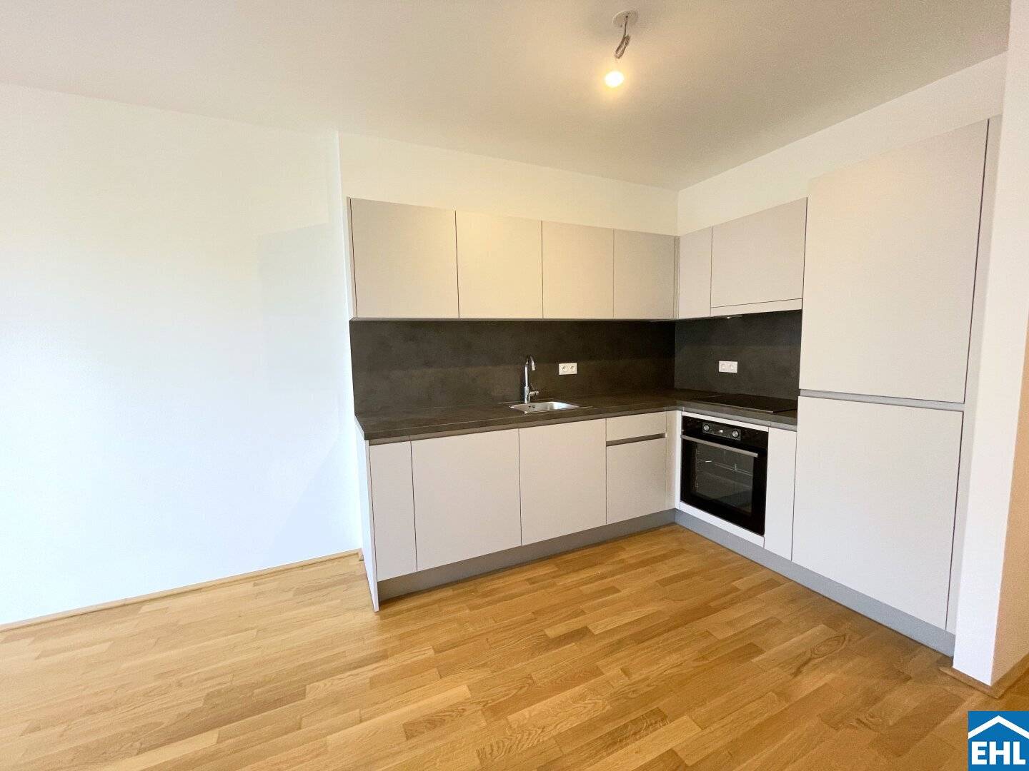 Apartment with loggia near Floridsdorf Water Park