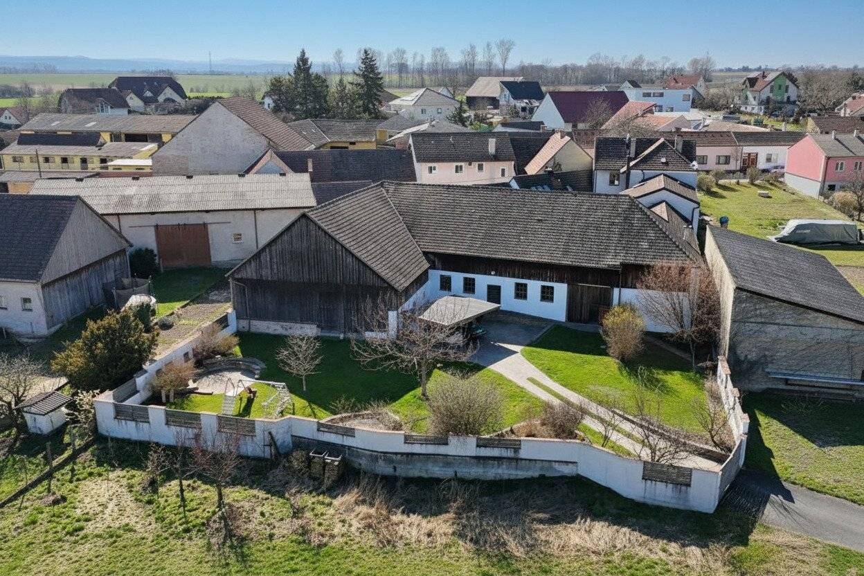 Renovierter Vierkanthof in Stockerau