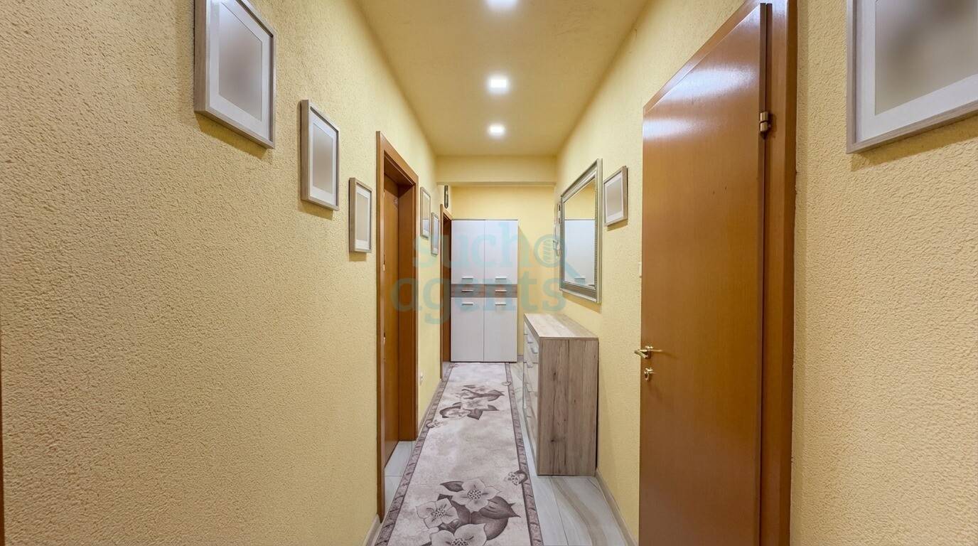 Wohnung Zentrale Lage Modernisiert Balkon