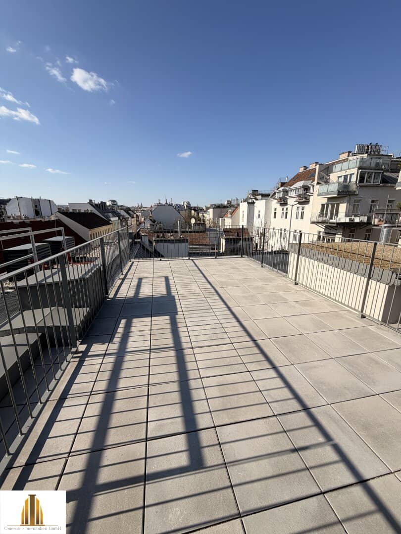Penthouse with roof terrace and 360 degree view