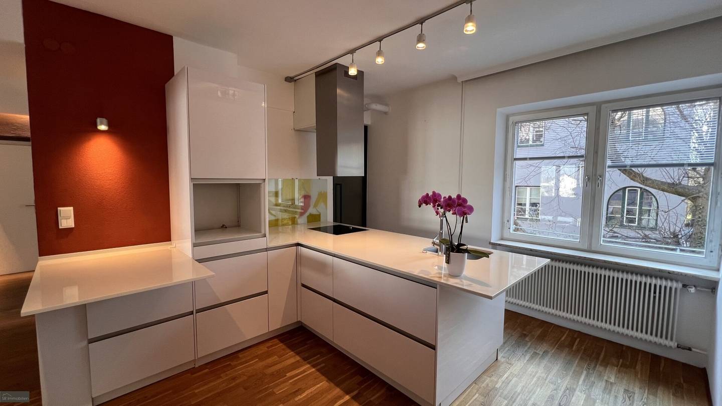Wohnung im Altbau mit Balkon und Blick ins Grüne