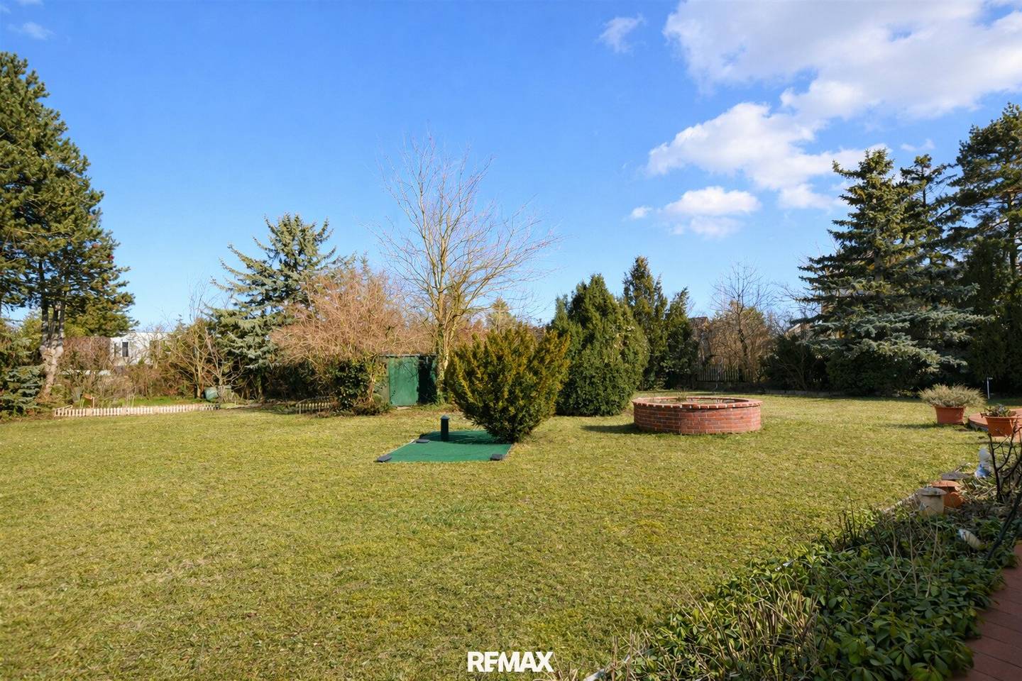 Grundstück 1622m² Strasshof