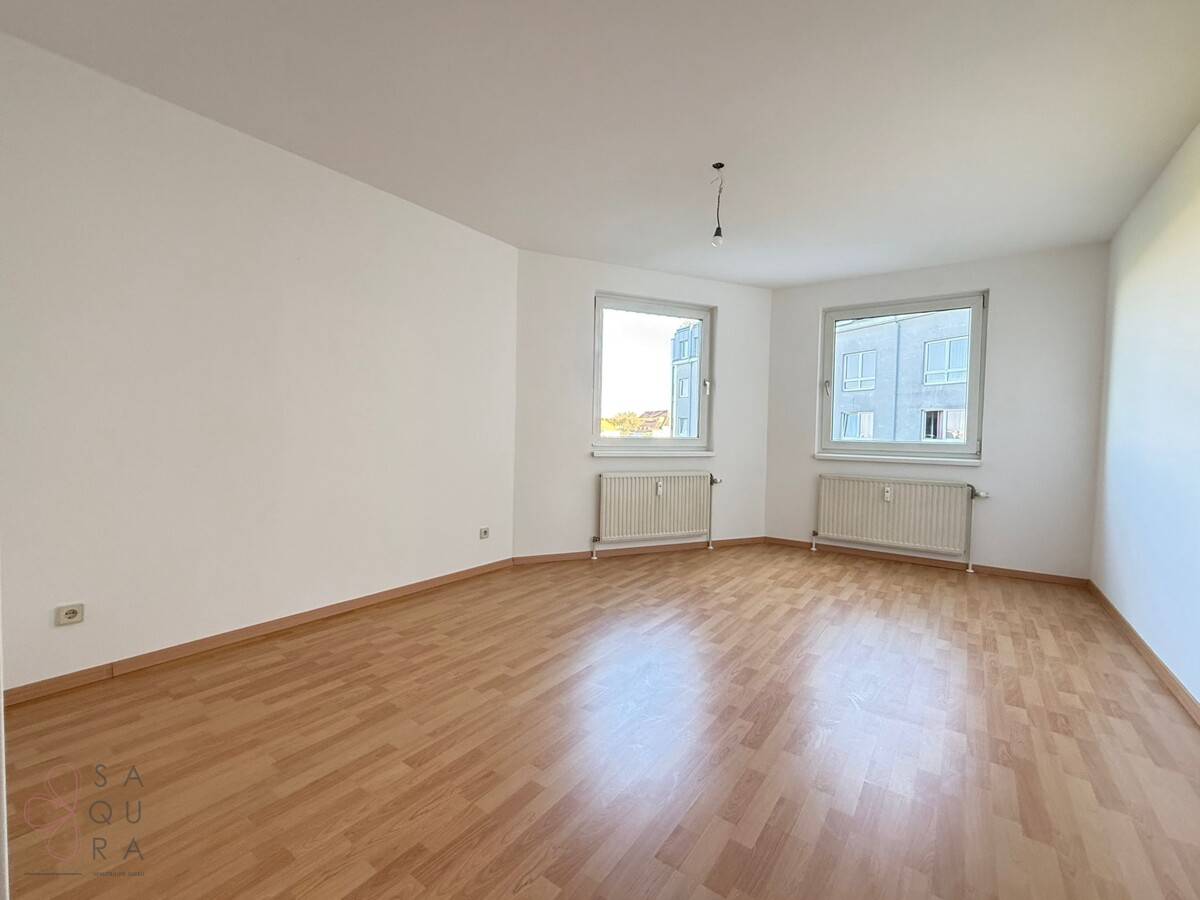 Wohnung mit Blick ins Grüne und lichtdurchflutete Räume