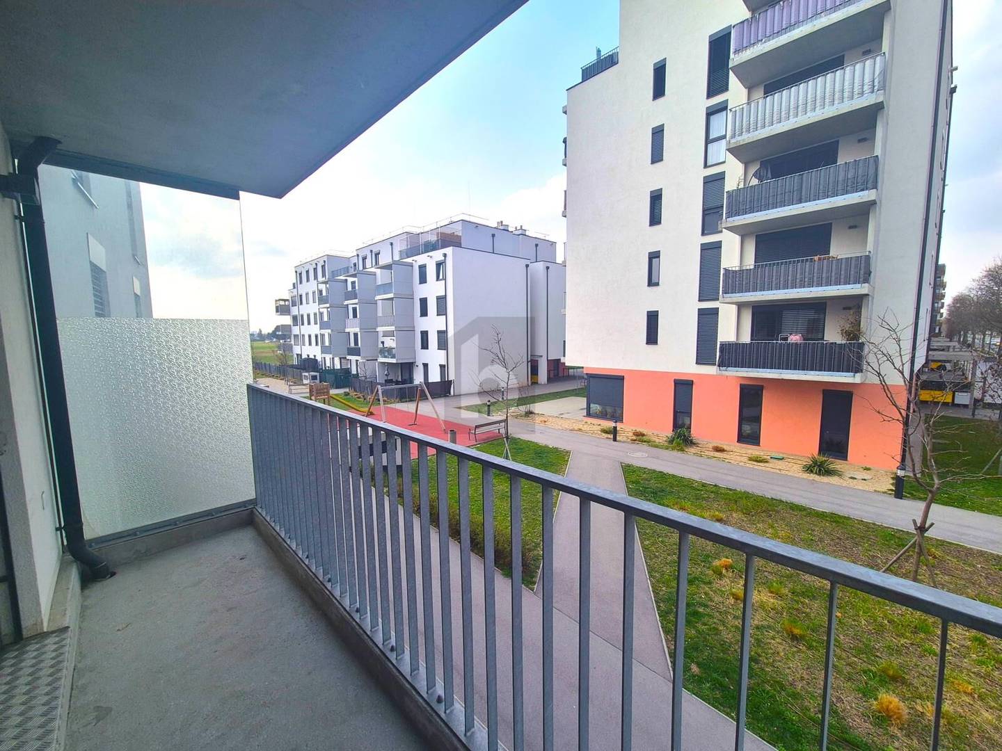 Frisch renovierte Wohnung nahe Lobau mit Tiefgarage