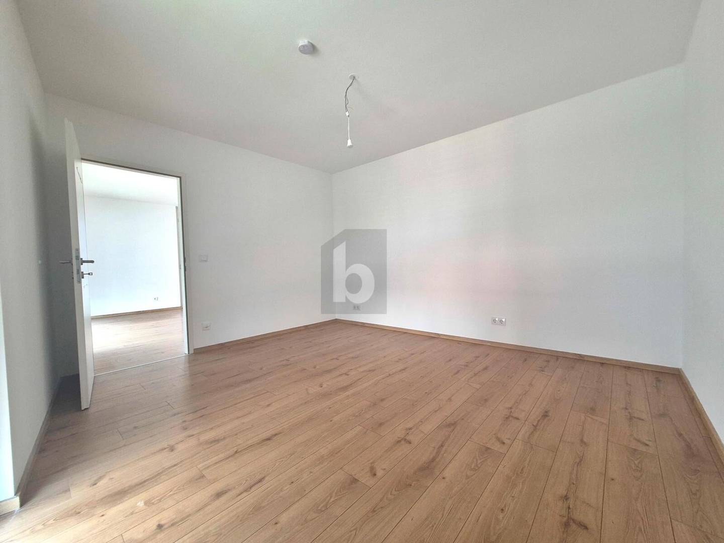 Frisch renovierte Wohnung nahe Lobau mit Tiefgarage
