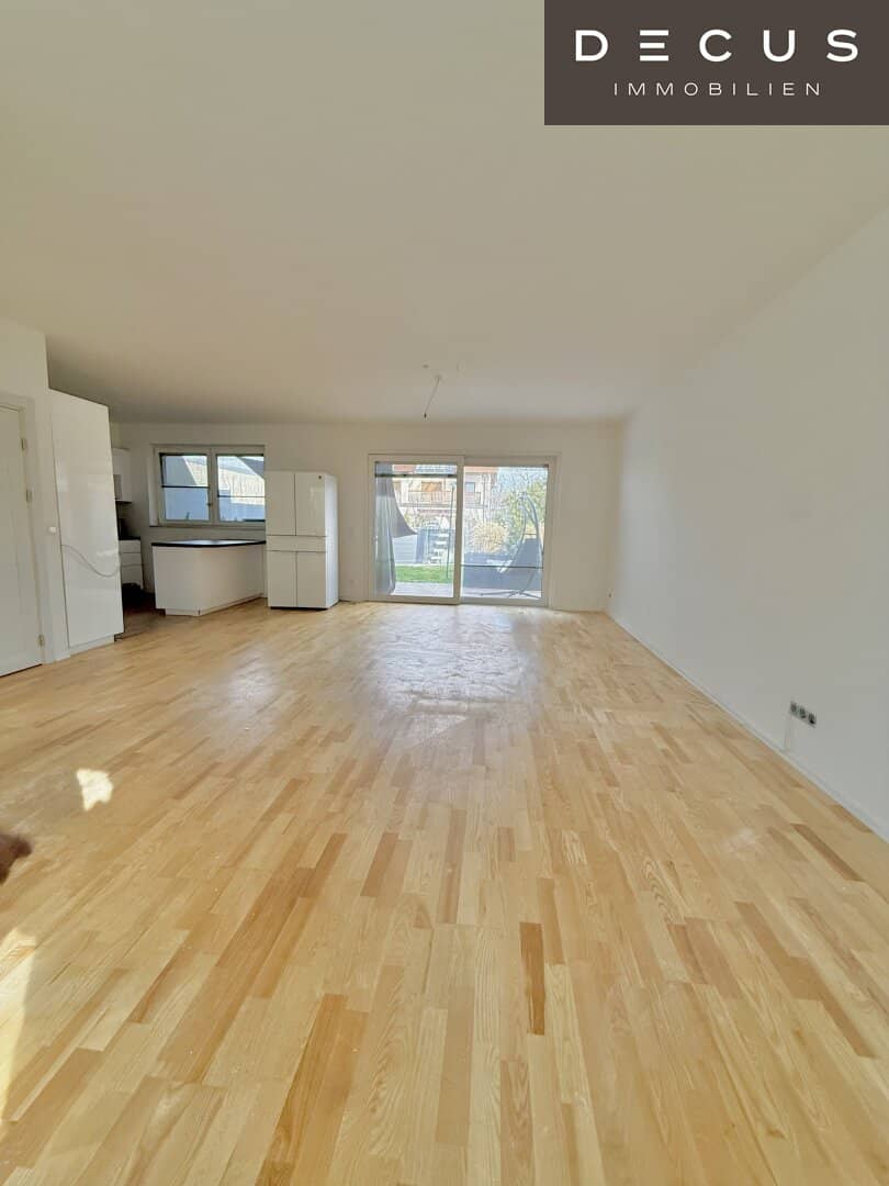 Modernes Doppelhaus mit Garten in Strasshof