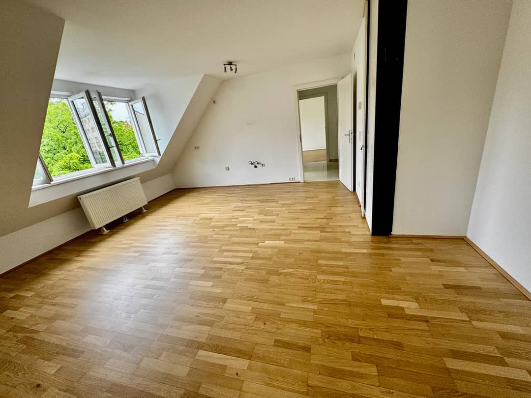 Dachgeschosswohnung Parkblick Lift Provisionsfrei