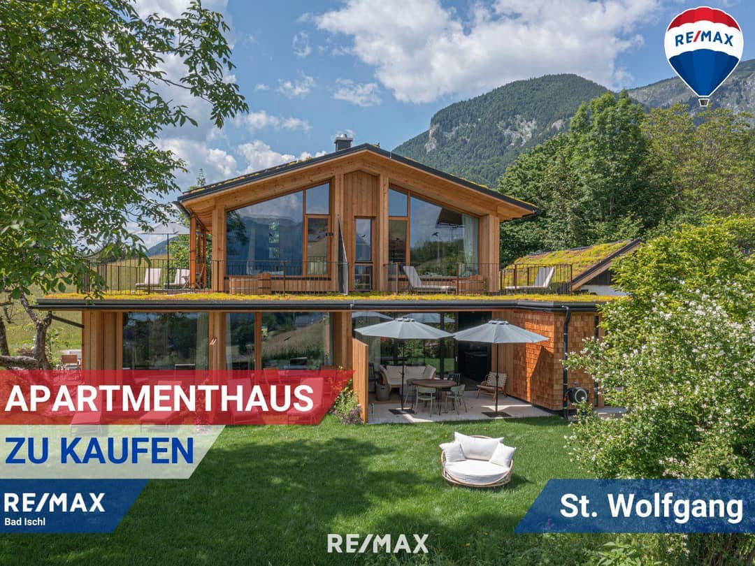 Apartment House with Lake View, St. Wolfgang