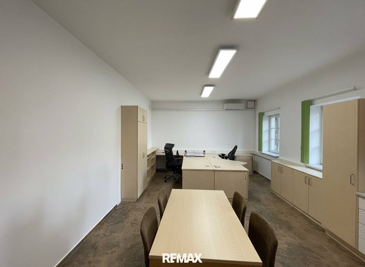 Barrier-Free Office Ulmerfeld