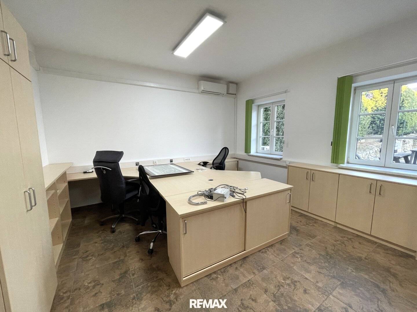 Barrier-Free Office Ulmerfeld