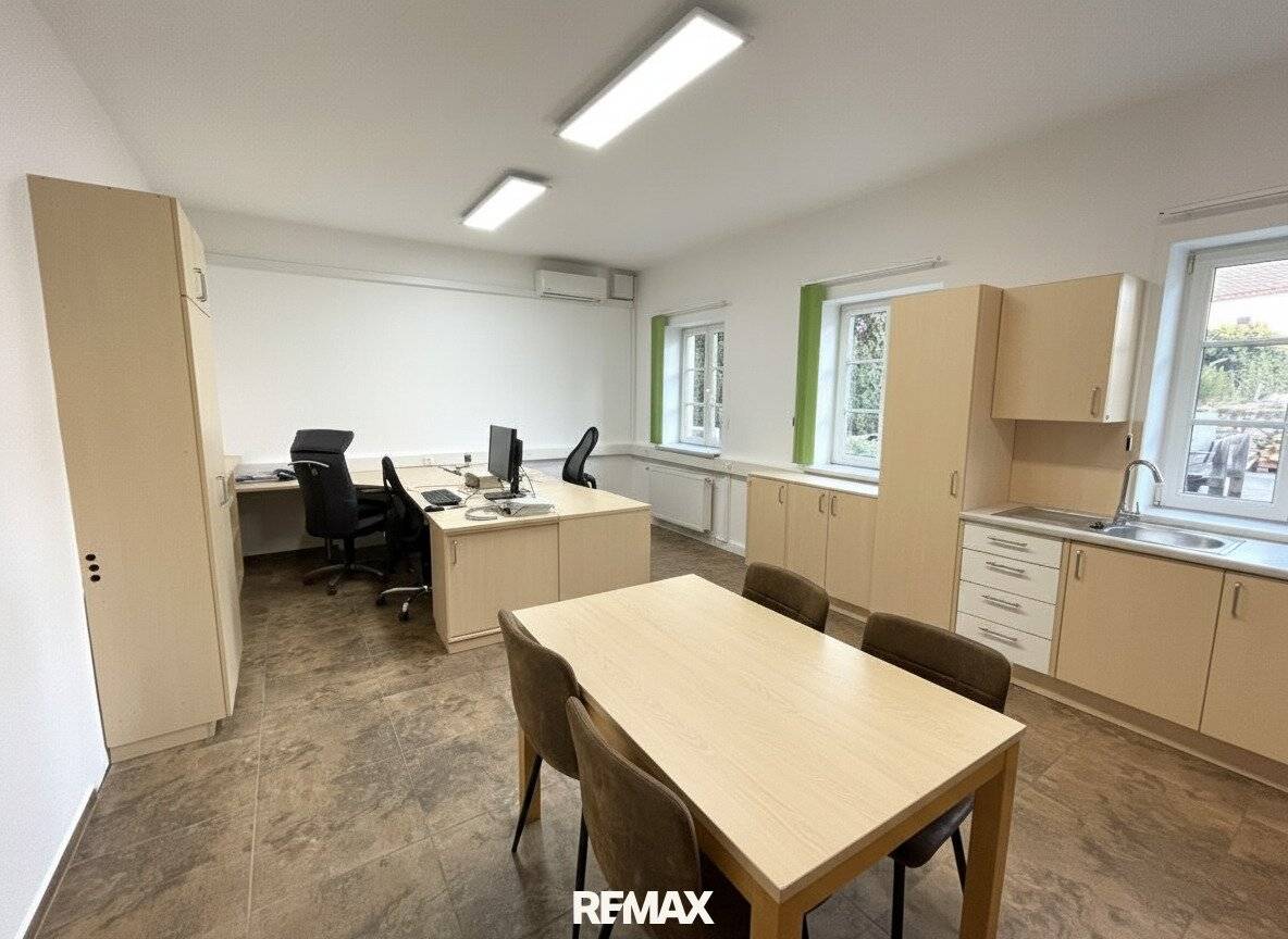 Barrier-Free Office Ulmerfeld