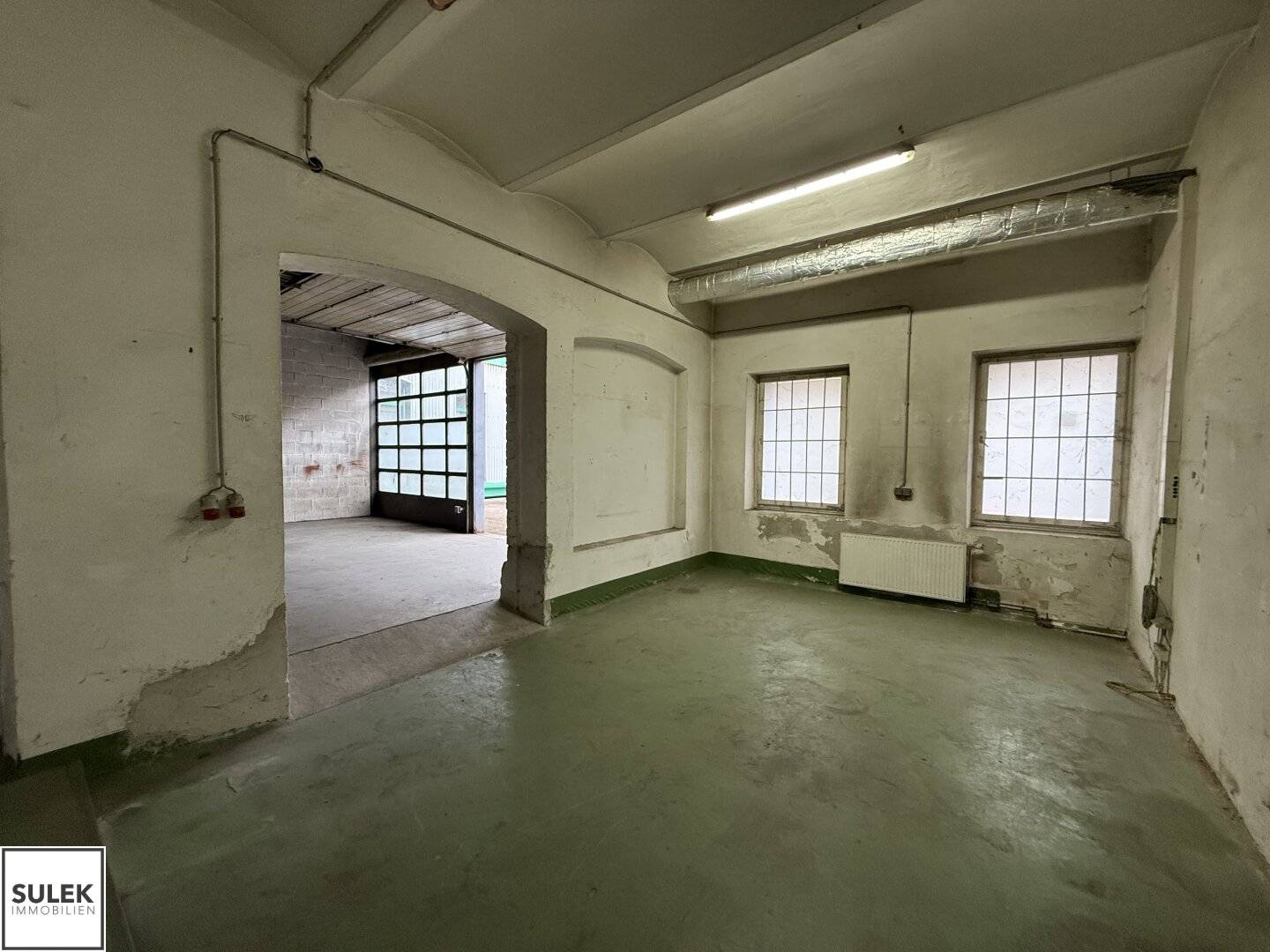 Workshop 180m² for rent in Vösendorf