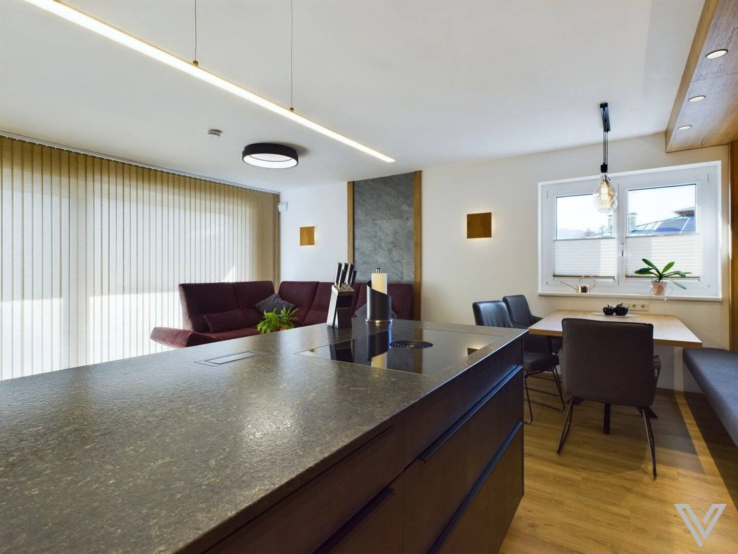 Newly built apartment with view of Kitzsteinhorn