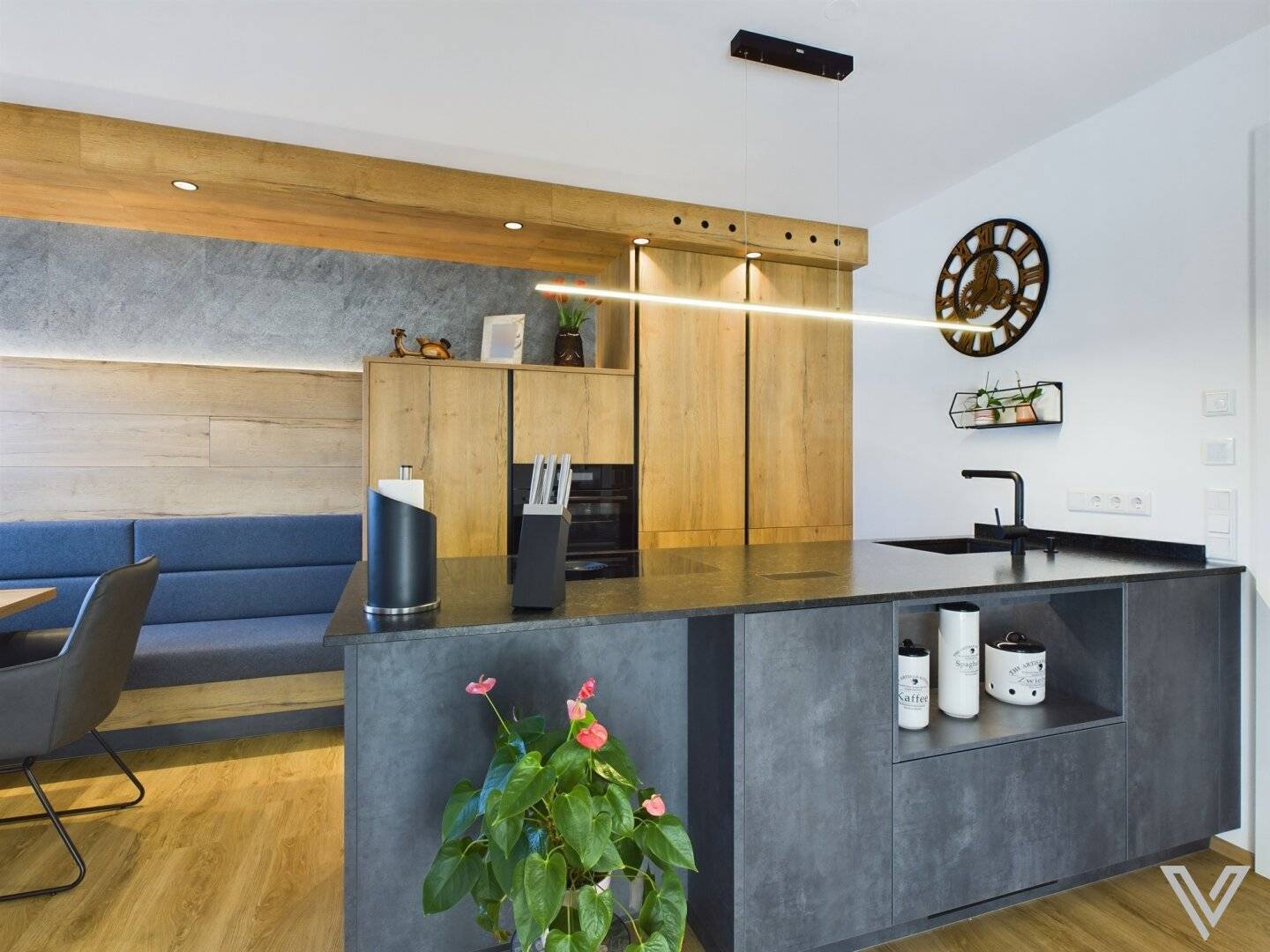 Newly built apartment with view of Kitzsteinhorn