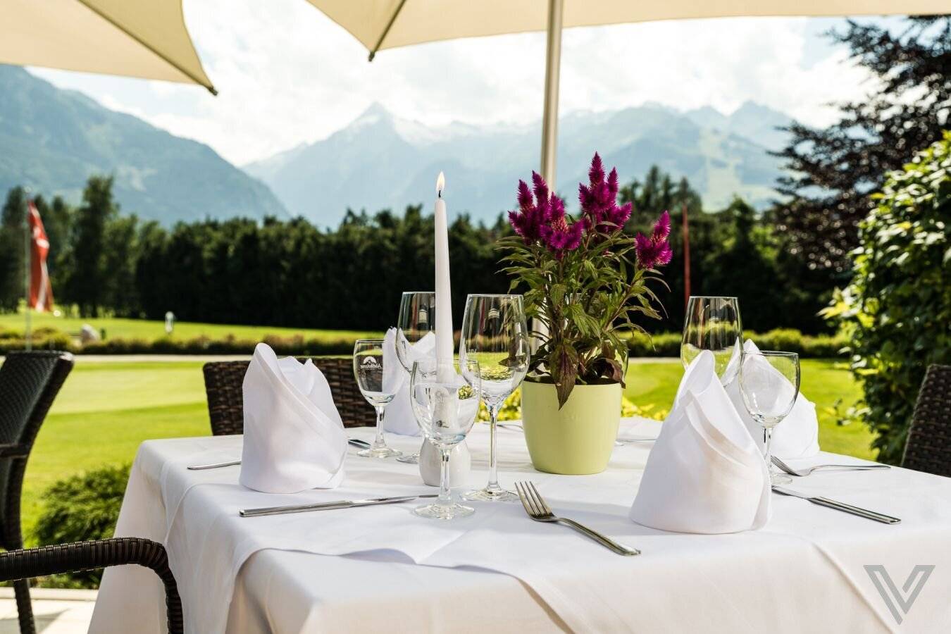 Apartment with Kitzsteinhorn view on the golf course