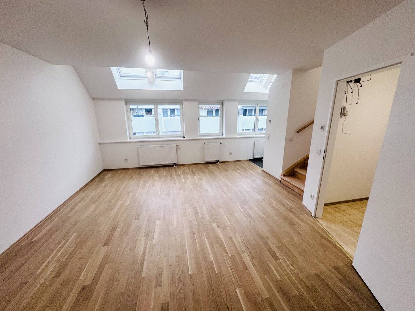 Duplex apartment renovated with fitted kitchen