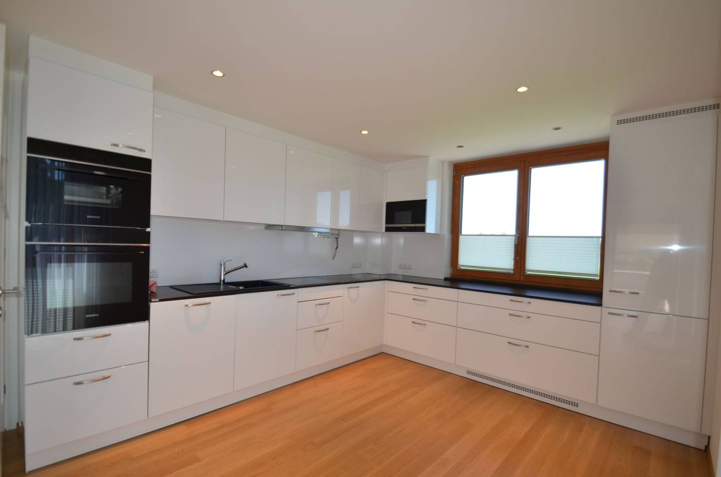 Neuwertige Wohnung in Bodenseenähe mit Terrasse