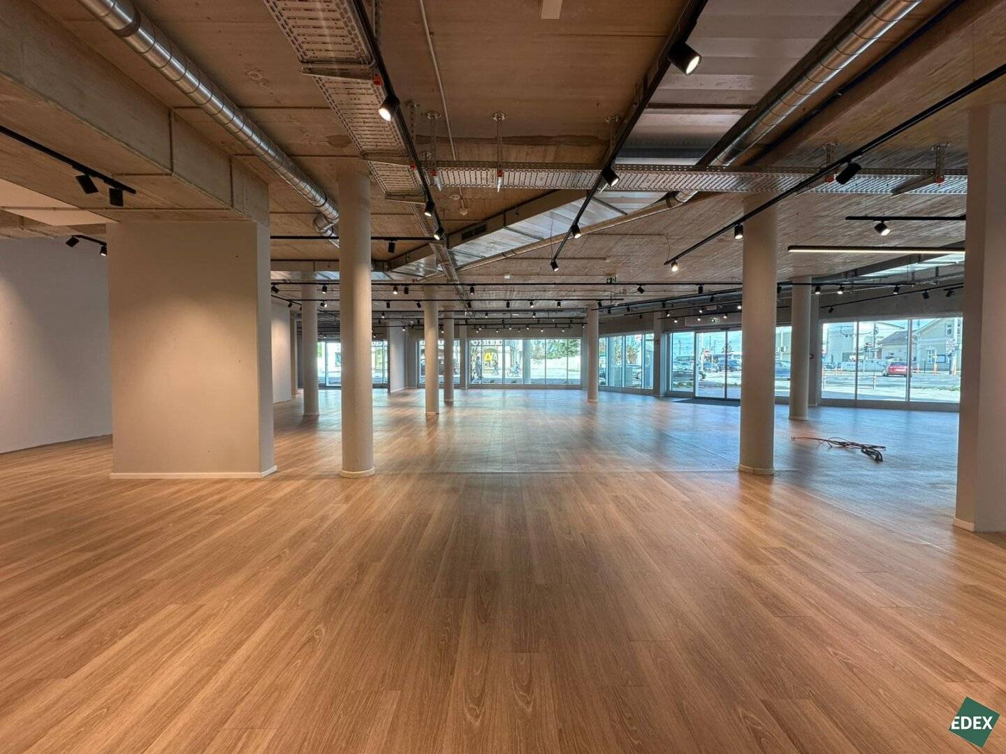 Modern Retail Space Wiener Neudorf