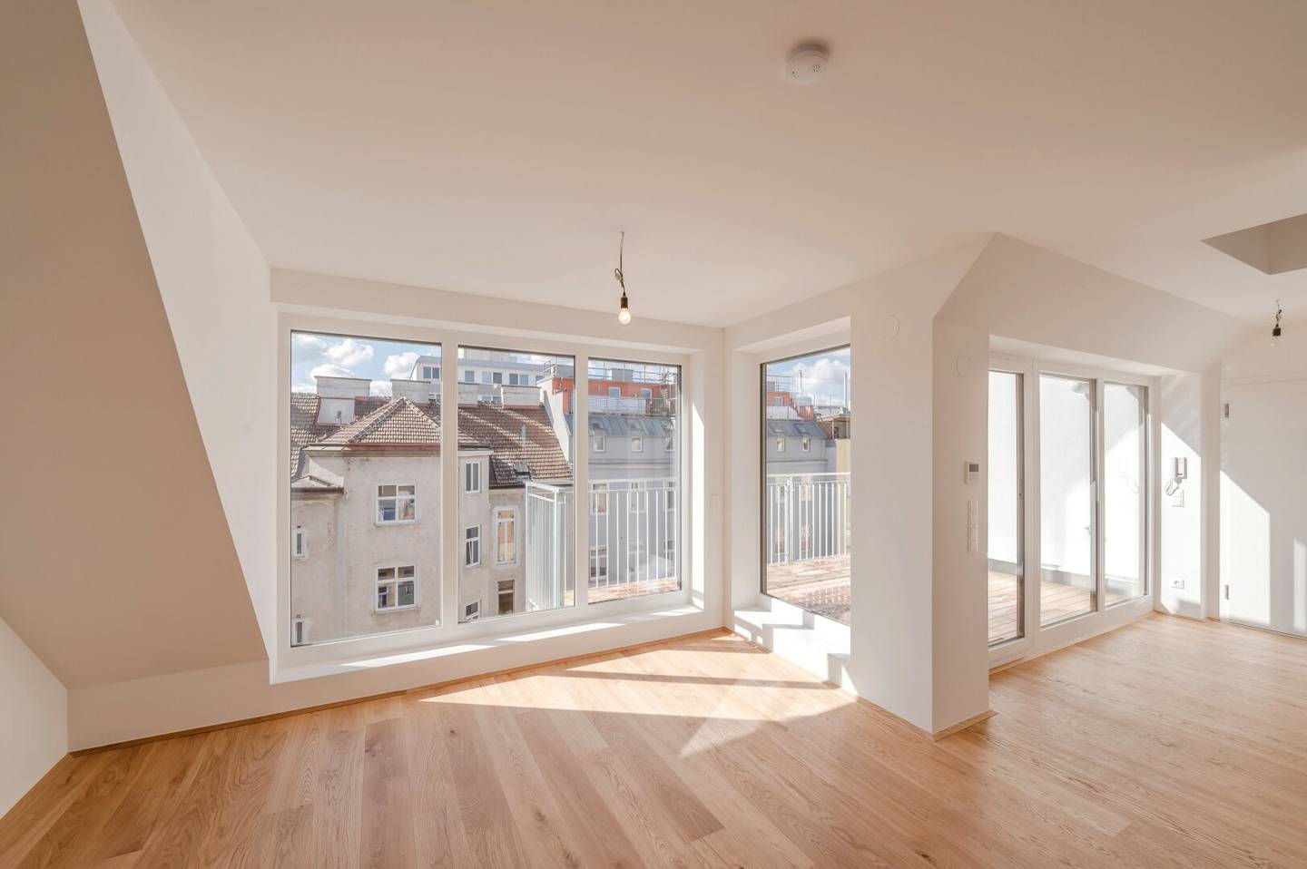 Attic apartment first occupancy with terrace