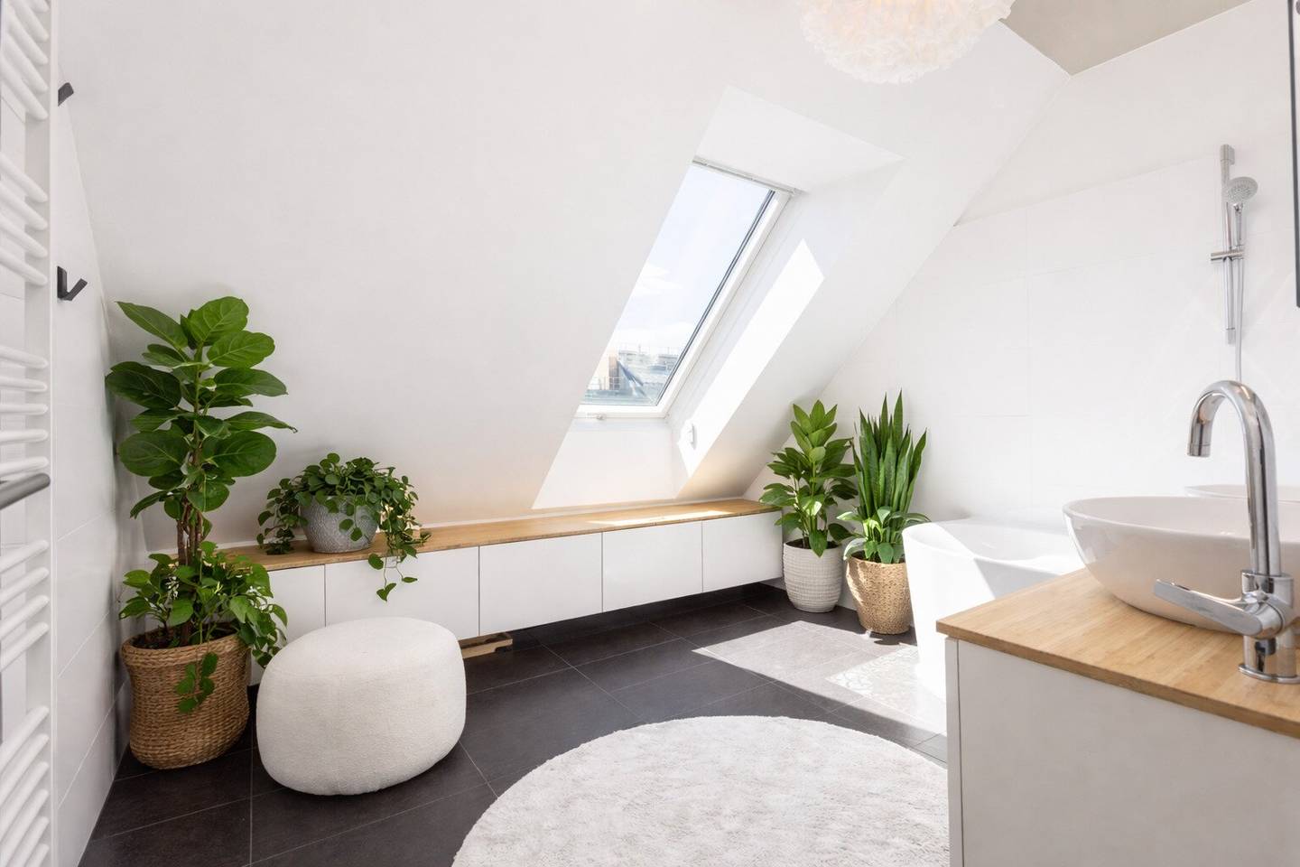 Exclusive 137 m² attic maisonette with 2 terraces and wide views – perfect for demanding couples in the 2nd district