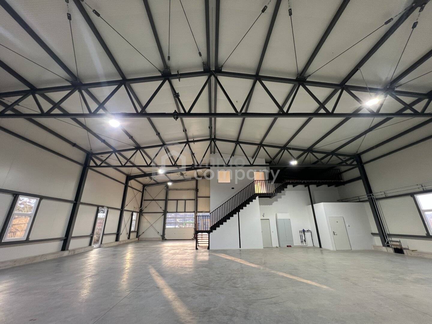 Commercial Hall Pichl bei Wels