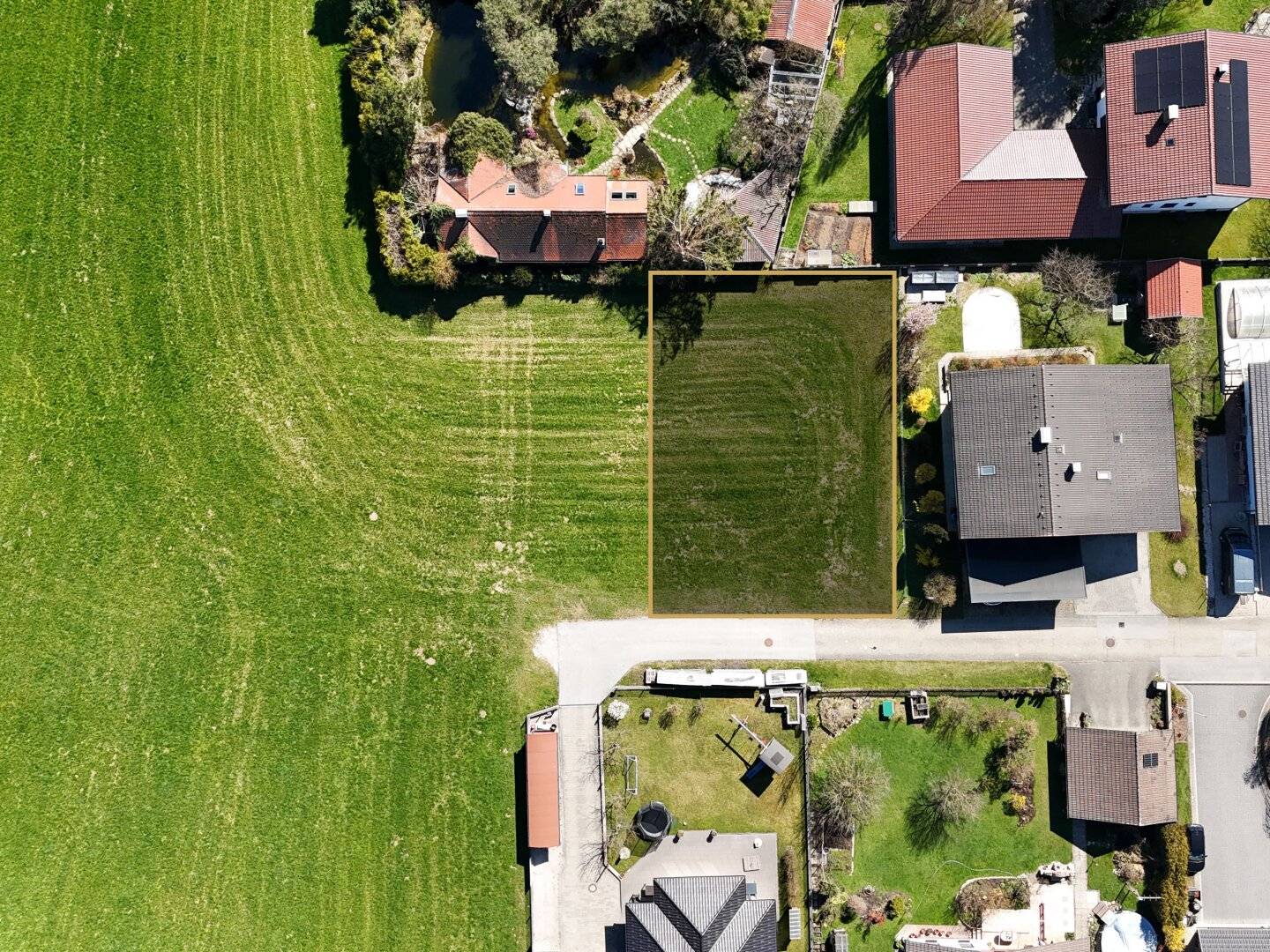 GRÜNE HEIMAT | Schönes Baugrundstück für Familien in Lamprechtshausen