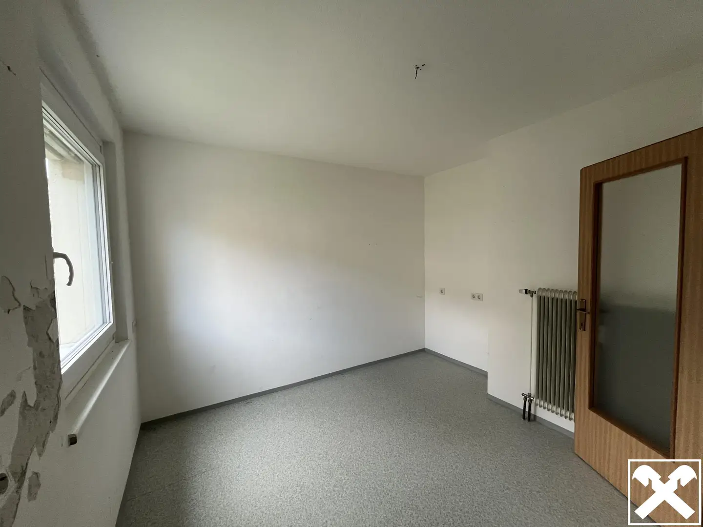 Ground floor apartment with loggia quiet complex