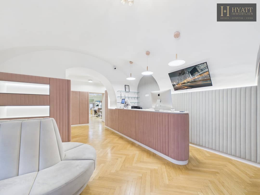 Beauty Salon in 1st District, 253 m²