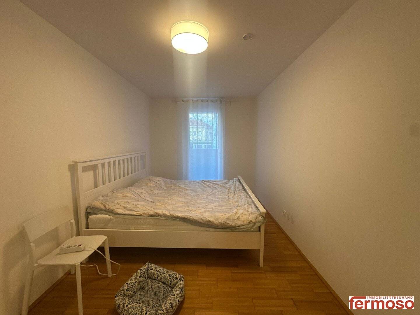 Neuwertige Wohnung Loggia Höchstädtplatz