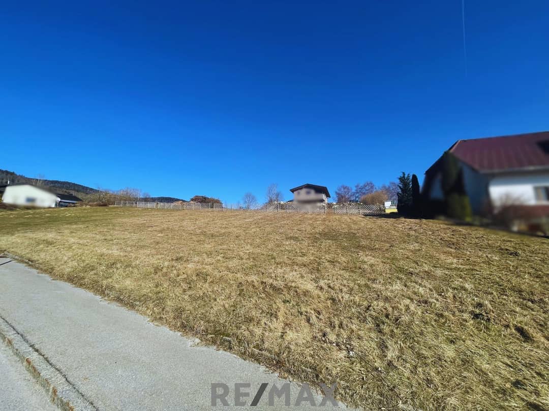 Building Plot 1589m² West Slope