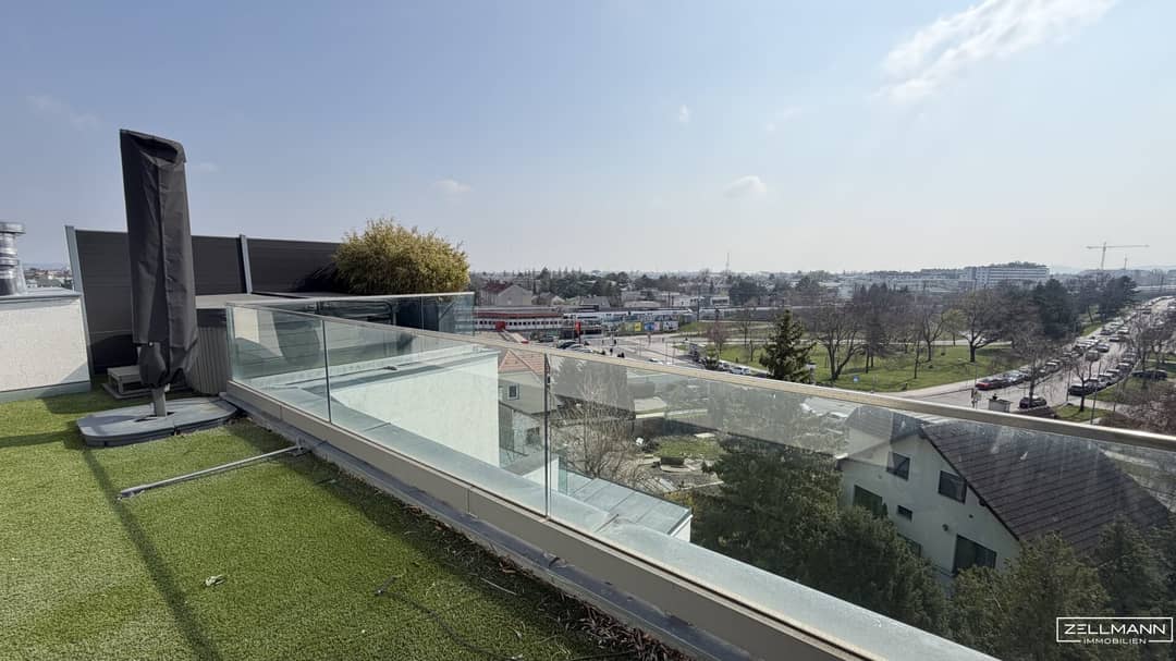 Top floor apartment with rooftop terrace Jacuzzi