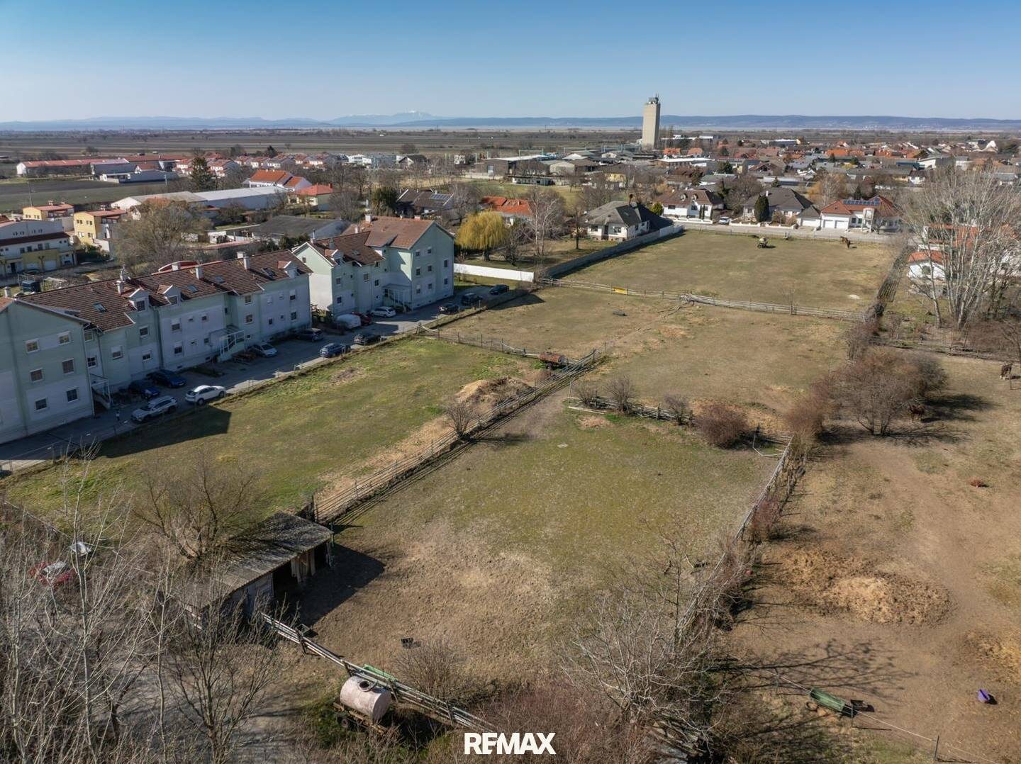 Baugrundstück 10.000 m² Gols