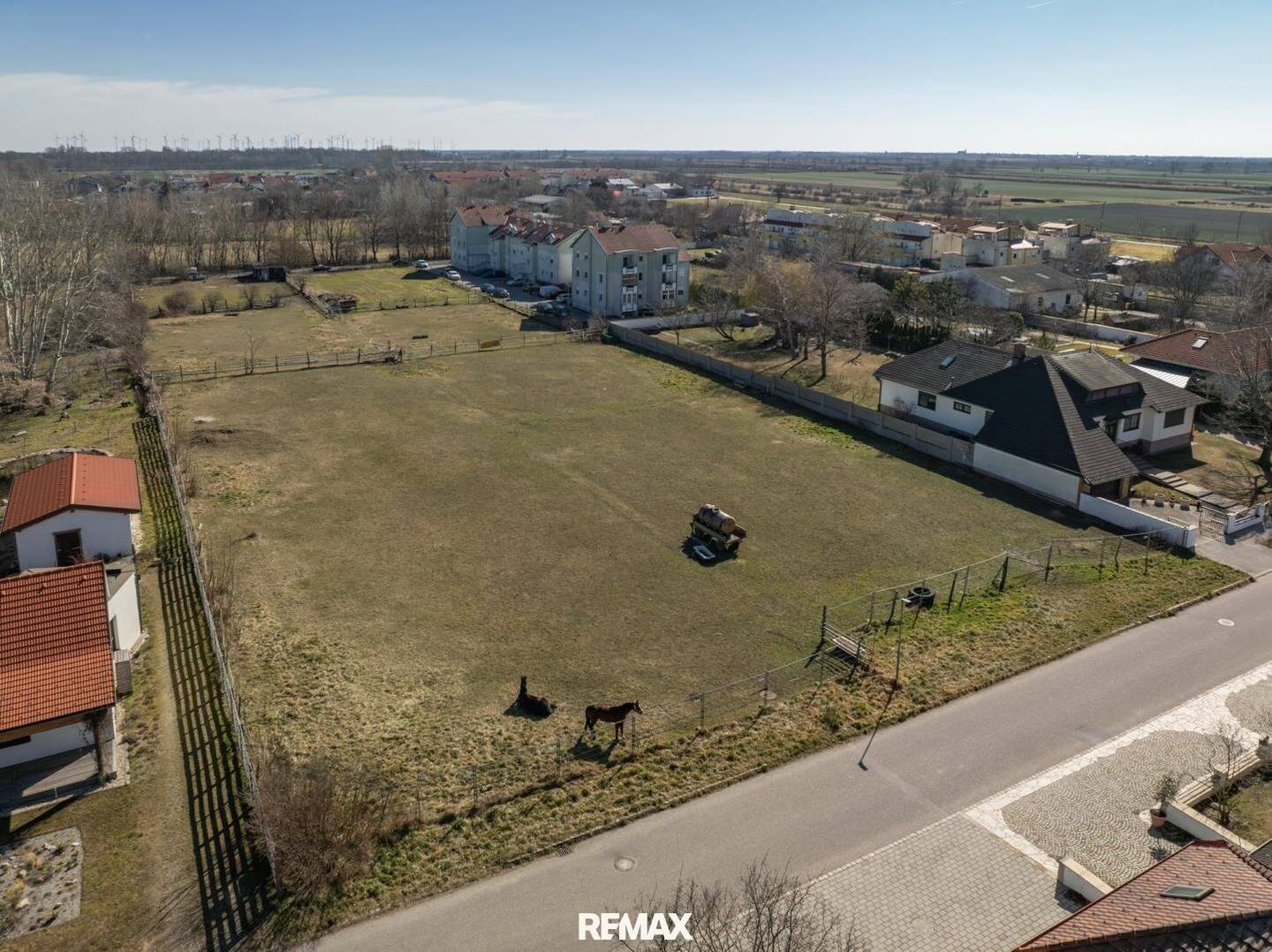 Baugrundstück 10.000 m² Gols