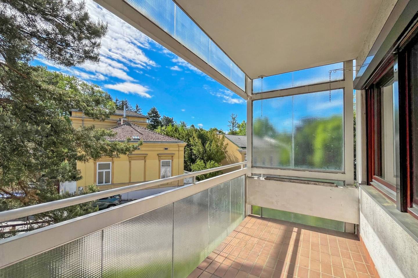 Wohnung im Penzinger Cottageviertel mit Loggia
