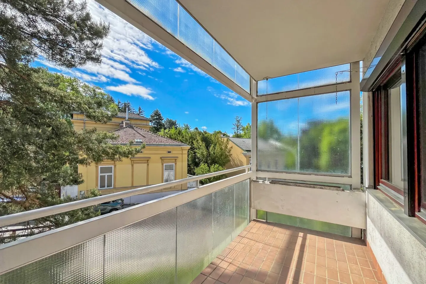 Wohnung im Penzinger Cottageviertel mit Loggia