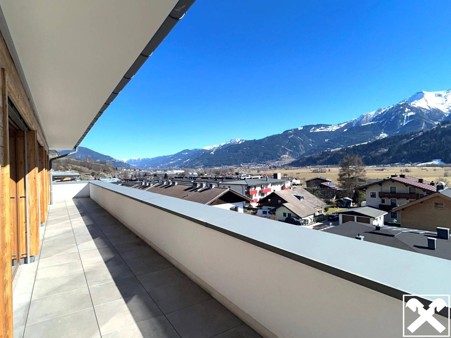Penthouse with private lift and terrace