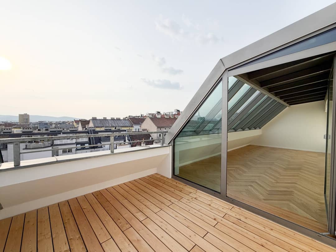 Dachgeschosswohnung nahe Westbahnhof Terrasse