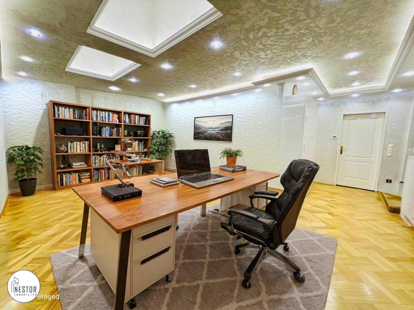 New price I 3 room office with large rooftop terrace